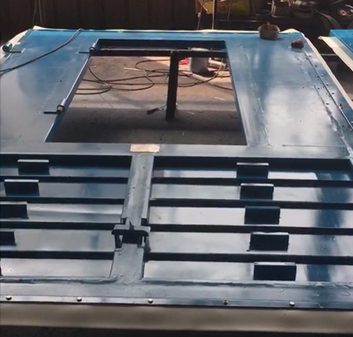 插板式可行人調(diào)節(jié)風(fēng)門(mén)