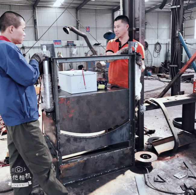 煤礦用皮帶巷防逆流風(fēng)門(mén)